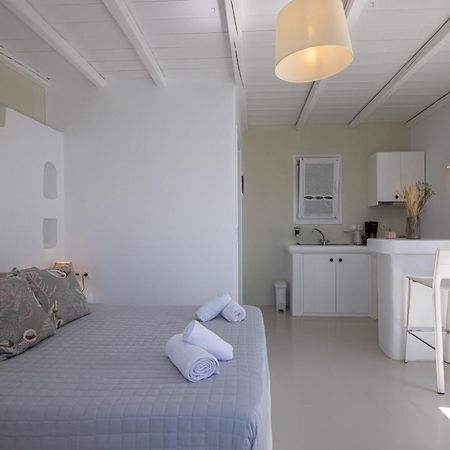 Soulmate'S Suites Tinos Kionia Esterno foto