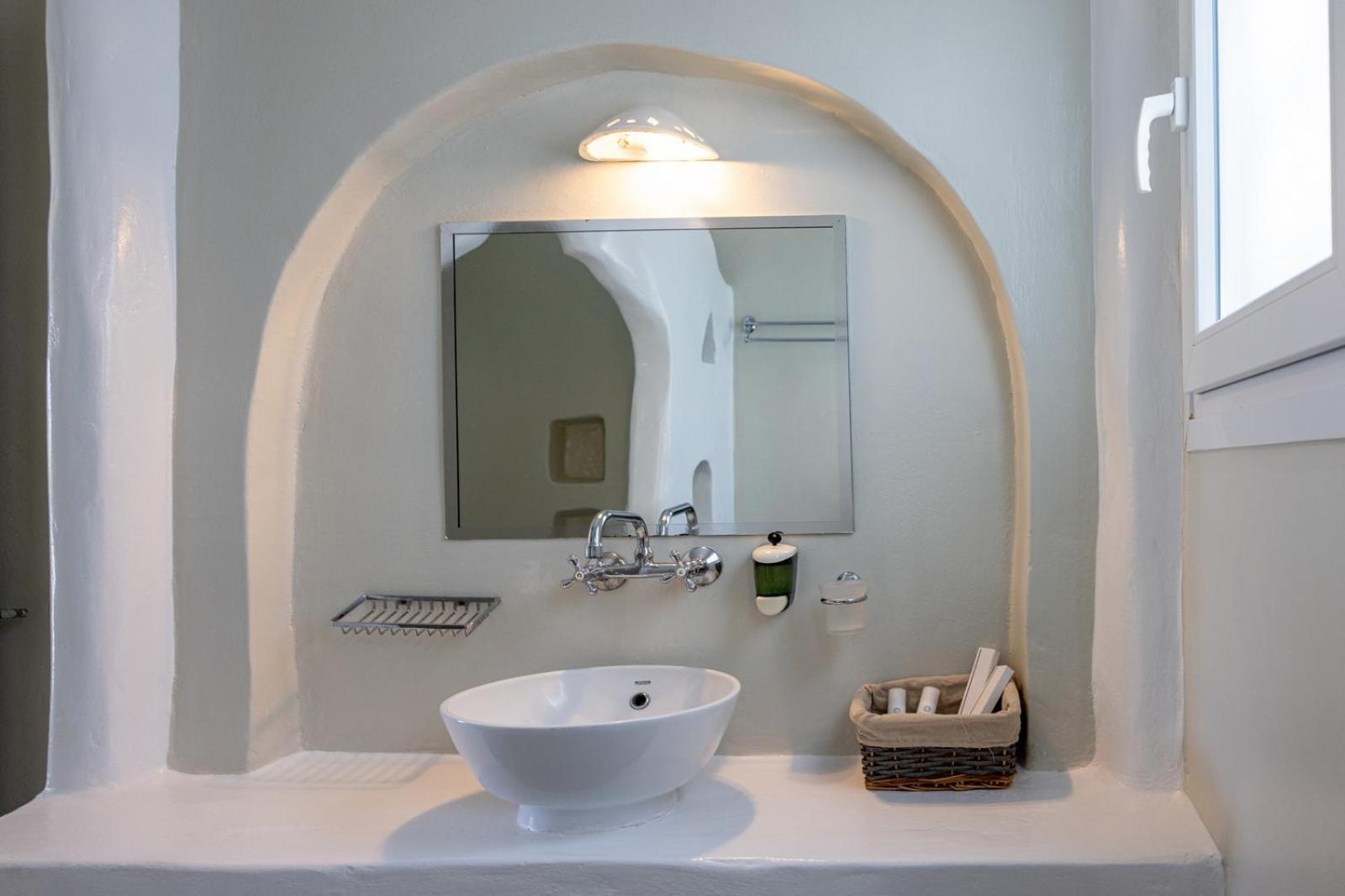 Soulmate'S Suites Tinos Kionia Esterno foto