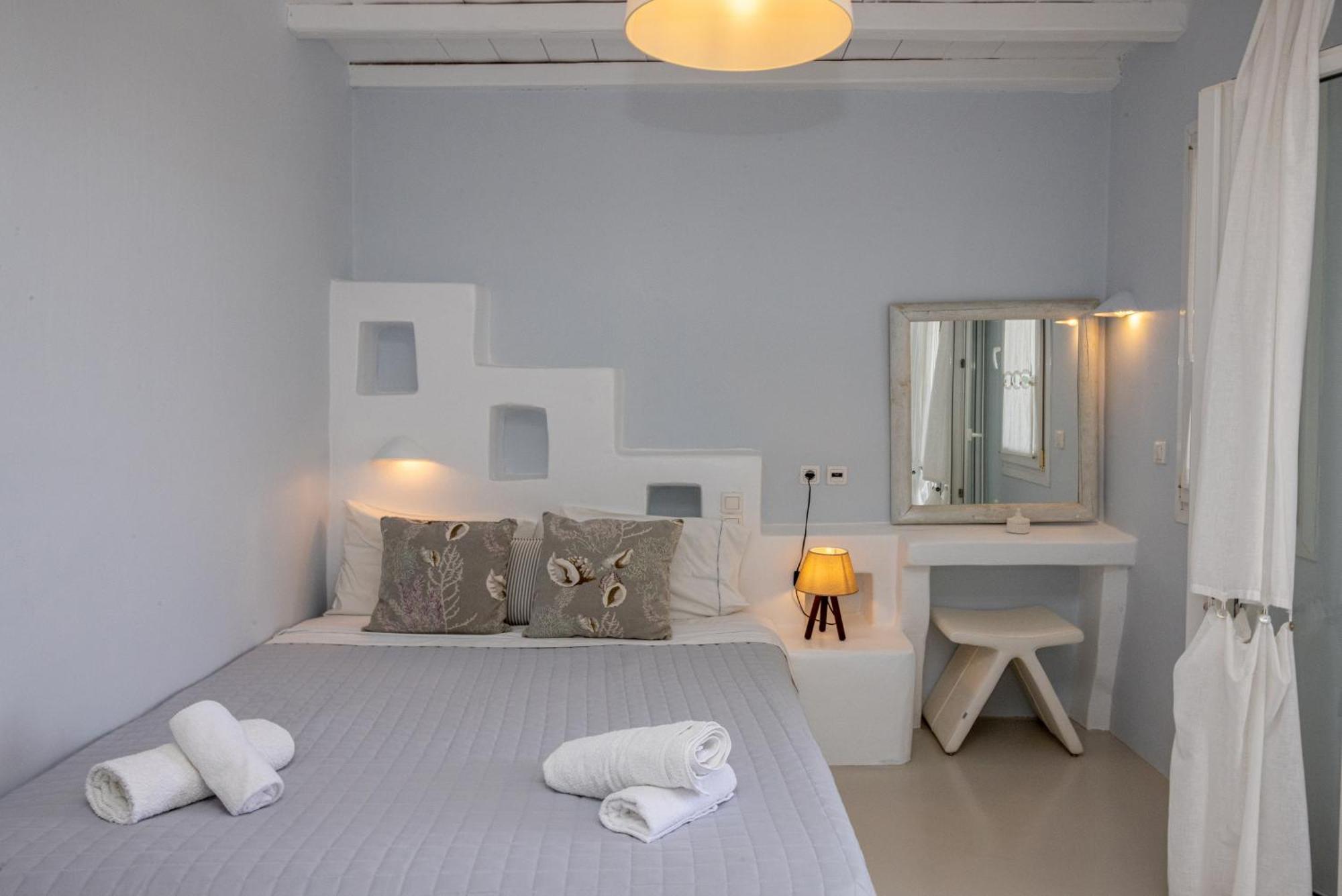 Soulmate'S Suites Tinos Kionia Esterno foto